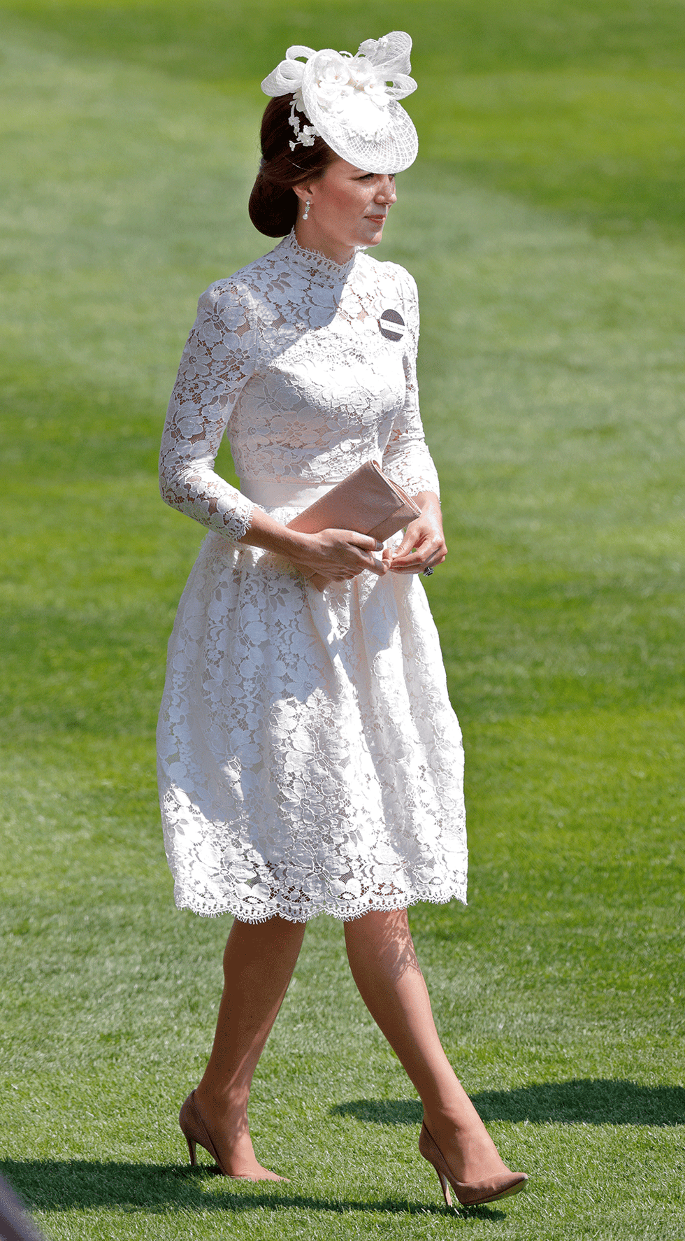 Clothing, White, Dress, Fashion, Standing, Headgear, Cocktail dress, Footwear, Sleeve, Grass, 