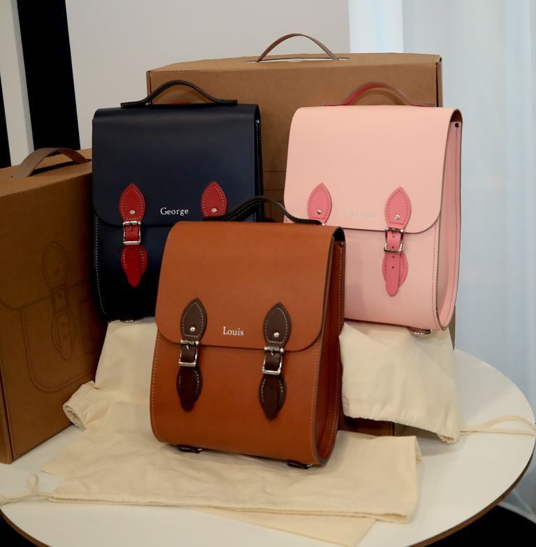 Bag, Handbag, Product, Brown, Pink, Tan, Messenger bag, Beige, Satchel, Fashion accessory, 