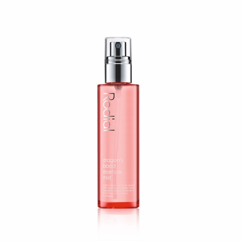 Product, Water, Perfume, Beauty, Fluid, Spray, Material property, Moisture, Liquid, Skin care, 