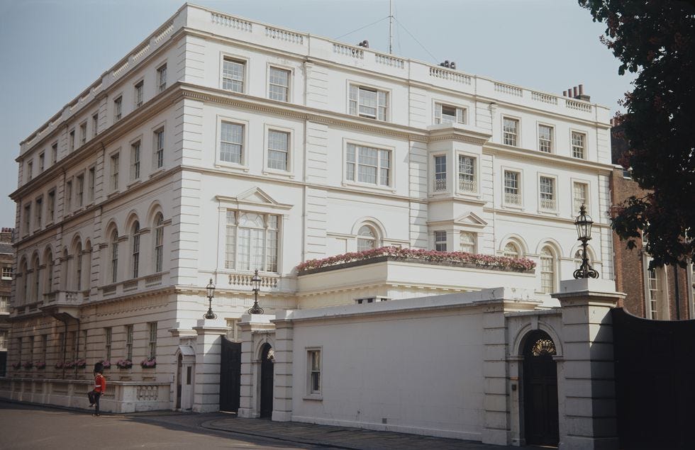 Building, Architecture, Property, Facade, Town, House, Classical architecture, Neighbourhood, Material property, City, 