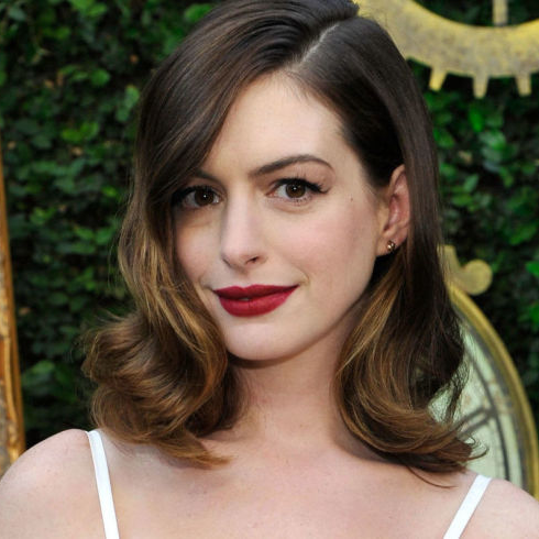Hair, Lip, Face, Hairstyle, Eyebrow, Brown hair, Beauty, Chin, Nose, Blond, 