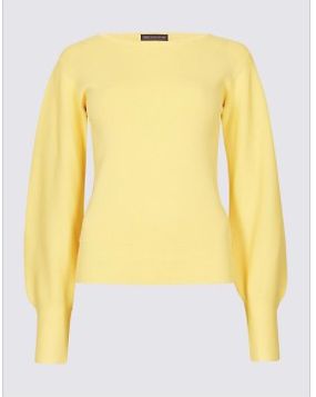 Clothing, Yellow, Sleeve, Sweater, Outerwear, Neck, T-shirt, Blouse, Beige, Top, 