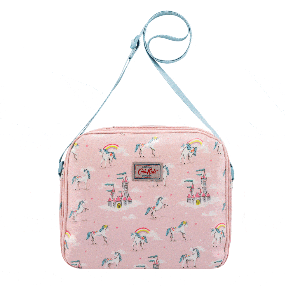 Bag, Product, Pink, Handbag, Shoulder bag, Fashion accessory, 