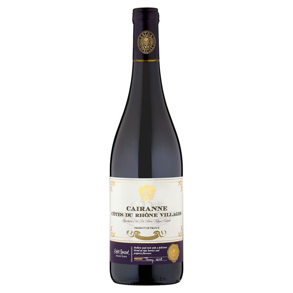 Drink, Alcoholic beverage, Bottle, Wine, Liqueur, Glass bottle, Distilled beverage, Wine bottle, Alcohol, Sparkling wine, 