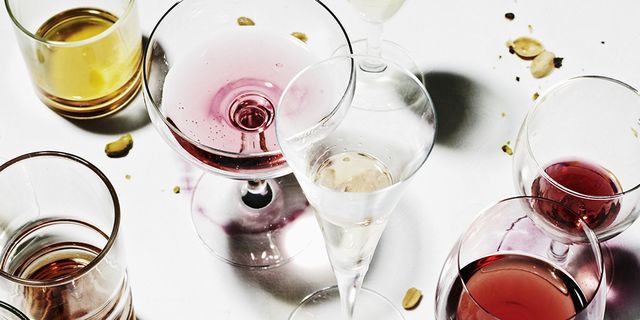 Drink, Distilled beverage, Wine cocktail, Wine, Liqueur, Drinkware, Liquid, Tableware, Stemware, Red wine, 