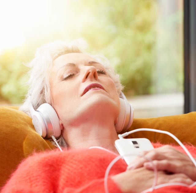face, facial expression, nose, skin, child, mouth, lip, yawn, technology, electronic device,
