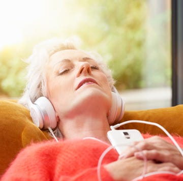 face, facial expression, nose, skin, child, mouth, lip, yawn, technology, electronic device,