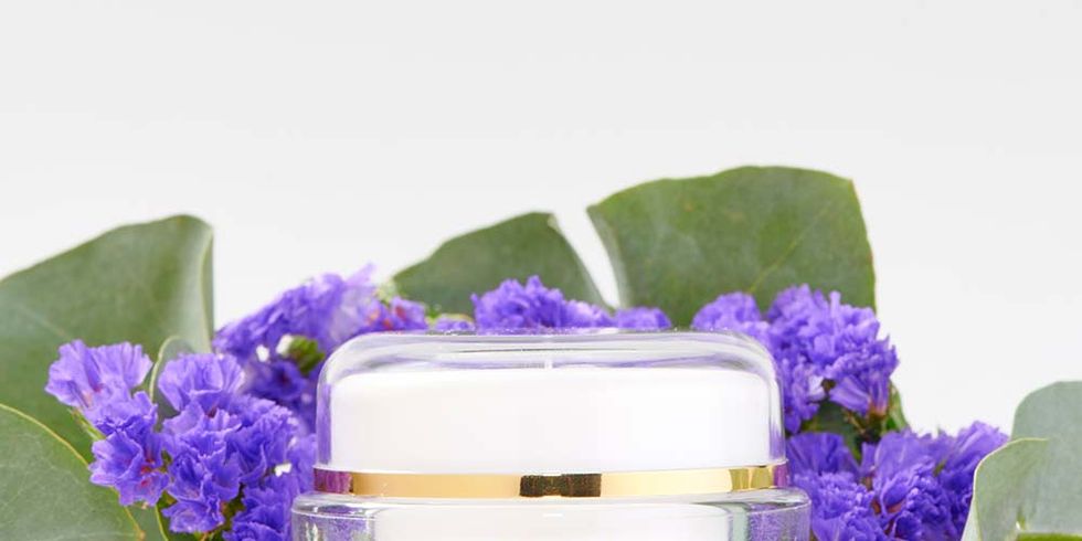 Product, Violet, Purple, Flower, Lilac, Lavender, Plant, Petal, Perfume, Candle, 