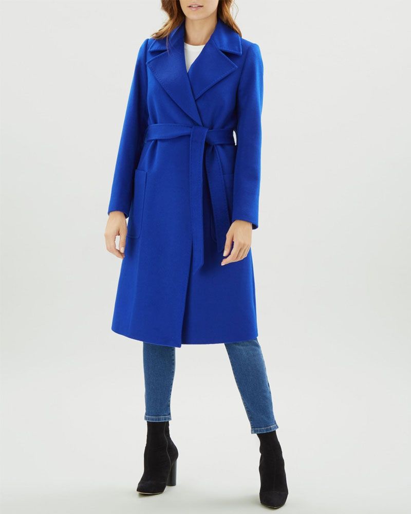 Clothing, Cobalt blue, Coat, Blue, Overcoat, Trench coat, Electric blue, Outerwear, Duster, Sleeve, 