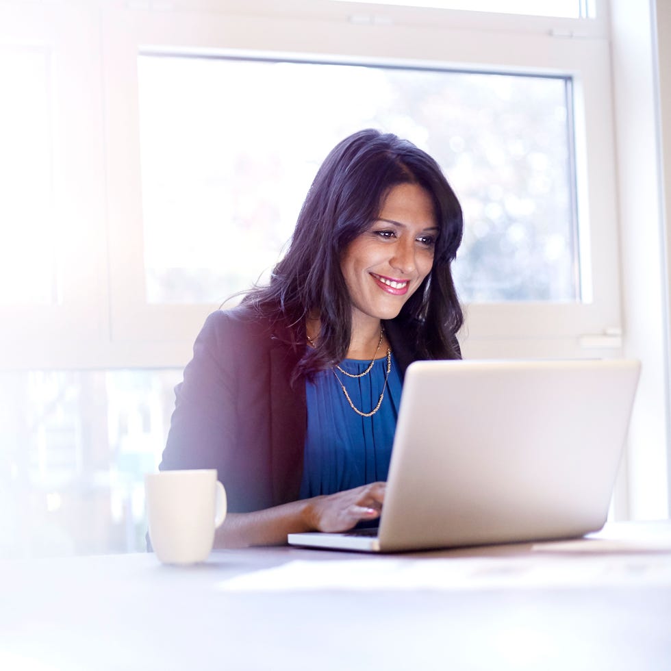 Skin, Beauty, Sitting, White-collar worker, Laptop, Technology, Electronic device, Job, Smile, Computer, 