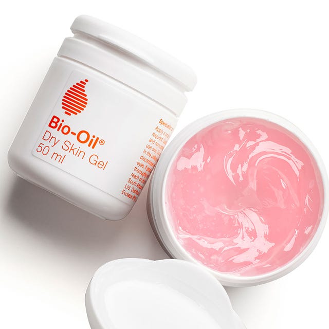 Product, Skin, Lip, Cheek, Cream, Cream, Hand, Skin care, Dairy, Food, 