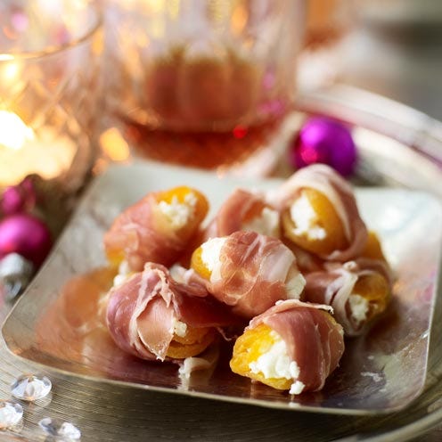 Food, Ingredient, Serveware, Cuisine, Peach, Prosciutto, Salt-cured meat, Salumi, Dish, Meat, 