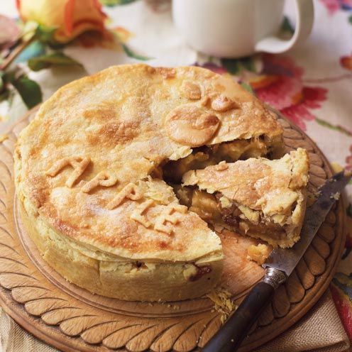 Waldron's Patisserie Gluten Free Vegan Bramley Apple Pie Pre-Cut (14 Ptn)