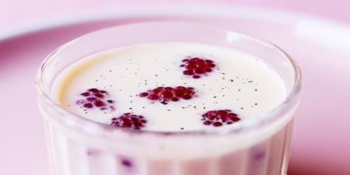 Liquid, Serveware, Dishware, Cuisine, Food, Drinkware, Tableware, Drink, Dessert, Dairy, 