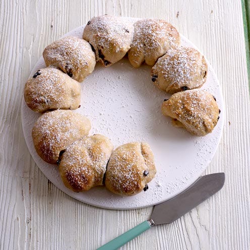 Cuisine, Food, Ingredient, Finger food, Baked goods, Dessert, Kitchen utensil, Cutlery, Snack, Dish, 
