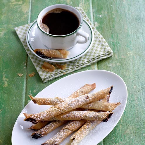 Serveware, Dishware, Ingredient, Food, Drink, Tableware, Liquid, Drinkware, Coffee cup, Dish, 