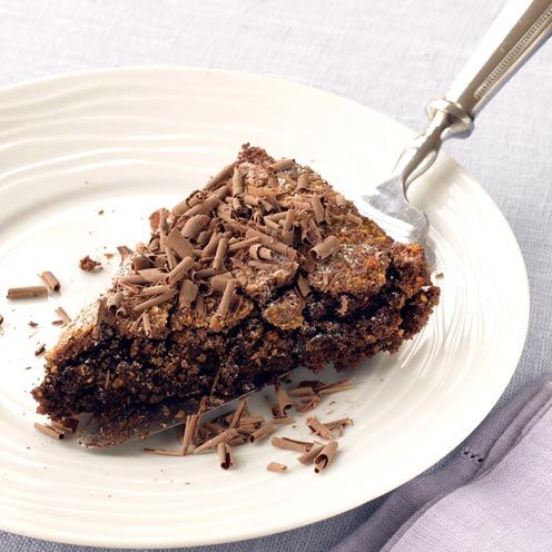 The Best Flourless Chocolate Nut Cake - Easy and Delish