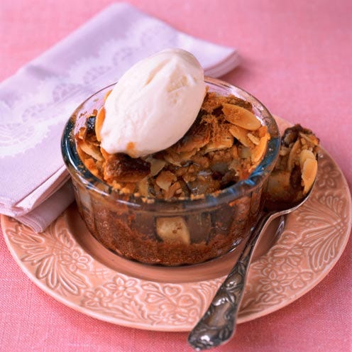 pear and white chocolate crumble