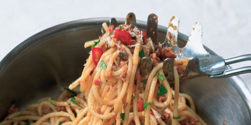Food, Cuisine, Noodle, Spaghetti, Pasta, Chinese noodles, Lo mein, Pancit, Fried noodles, Recipe, 