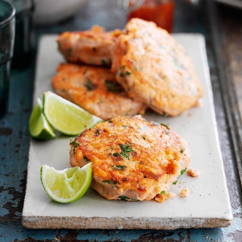 healthy salmon burgers