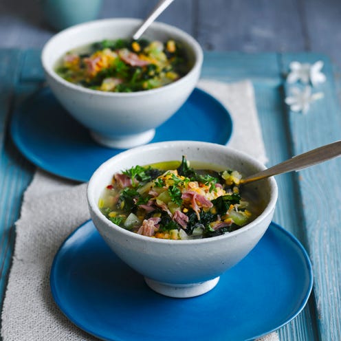 Slow cooker ham and lentil soup