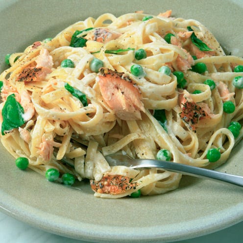 Salmon pasta