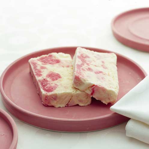 cuisine, food, dish, dishware, ingredient, serveware, animal fat, recipe, fast food, dessert,