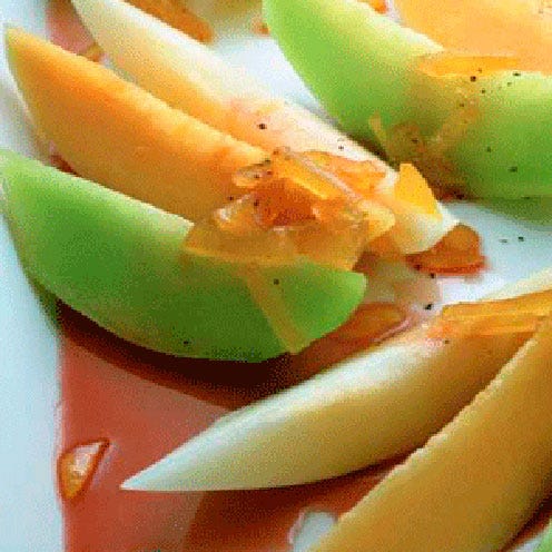 Food, Dishware, Root vegetable, Ingredient, Produce, Tableware, Orange, Garnish, Plate, Recipe, 