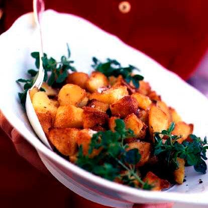 Food, Cuisine, Dish, Dishware, Ingredient, Tableware, Serveware, Recipe, Fried food, Produce, 