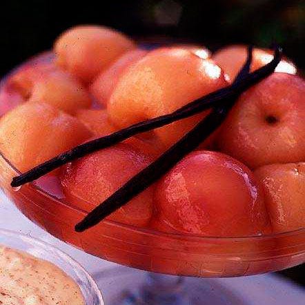 Peach, Fruit, Produce, Peach, Natural foods, Local food, Nectarine, Ingredient, Still life photography, Sweetness, 