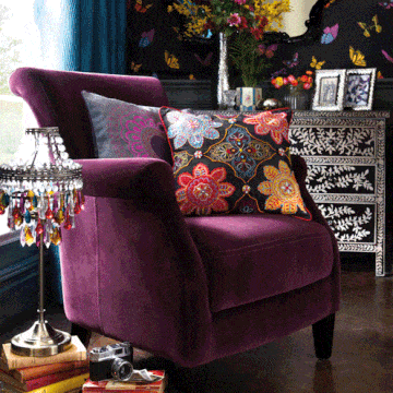 Room, Interior design, Purple, Magenta, Interior design, Pillow, Living room, Throw pillow, Cushion, Wood flooring, 
