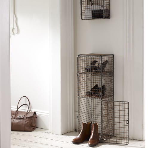 Brown, Boot, Bag, Luggage and bags, Pet supply, Tan, Iron, Shoulder bag, Leather, Baggage, 