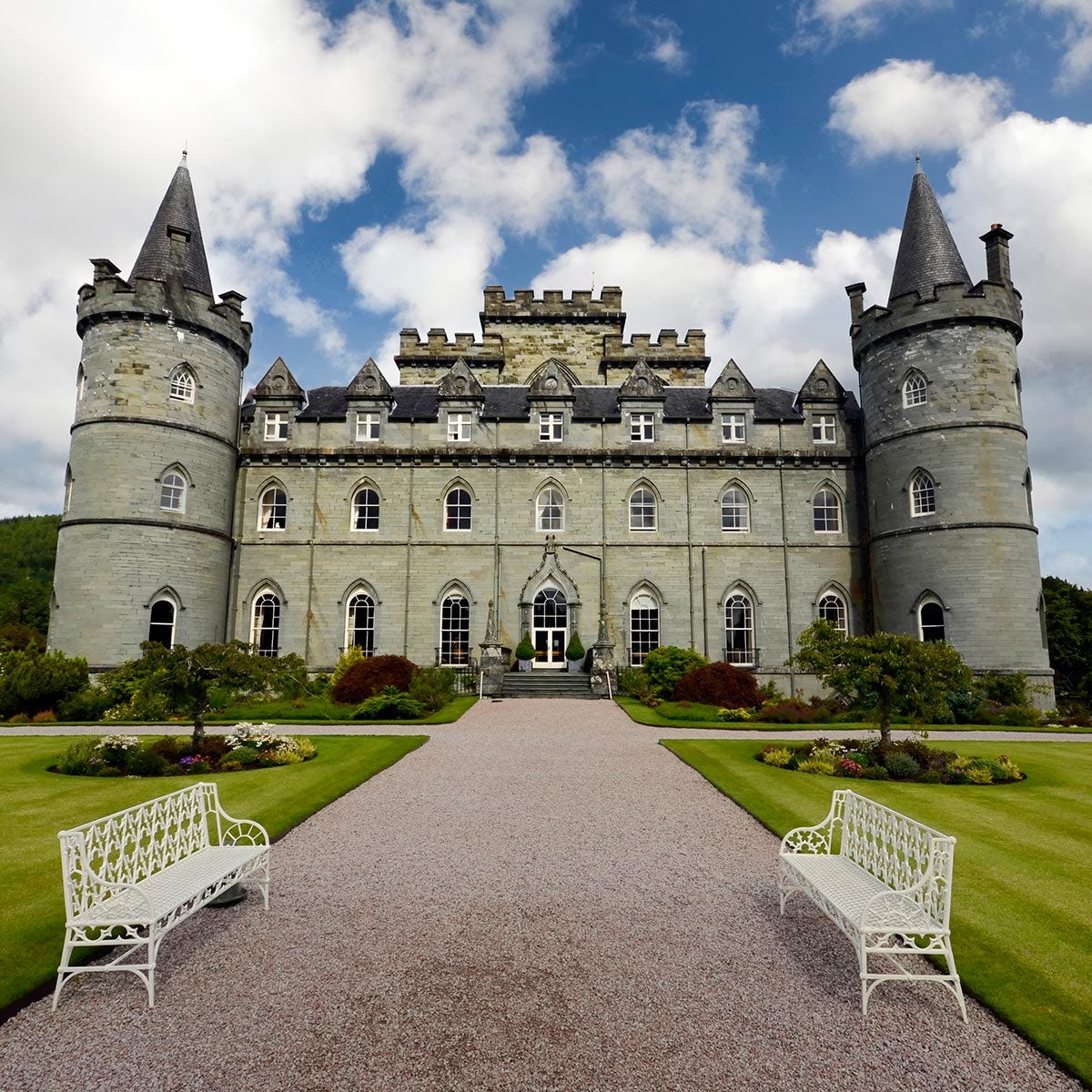 Architecture, Property, Cloud, Building, Landmark, Facade, Castle, Manor house, Palace, Garden, 