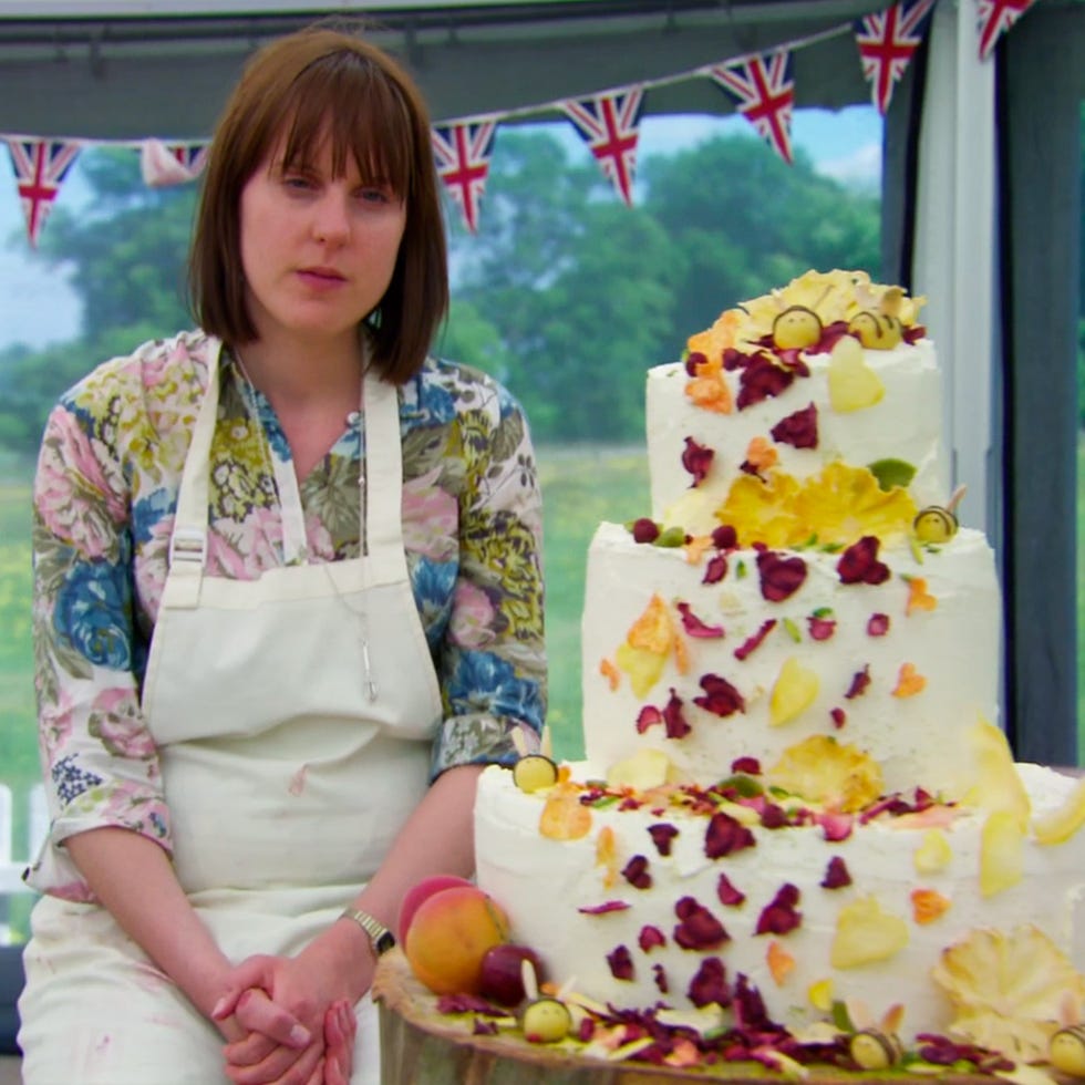 Sweetness, Cuisine, Food, Cake, Dessert, Ingredient, Baked goods, Cake decorating, Bangs, Cake decorating supply, 