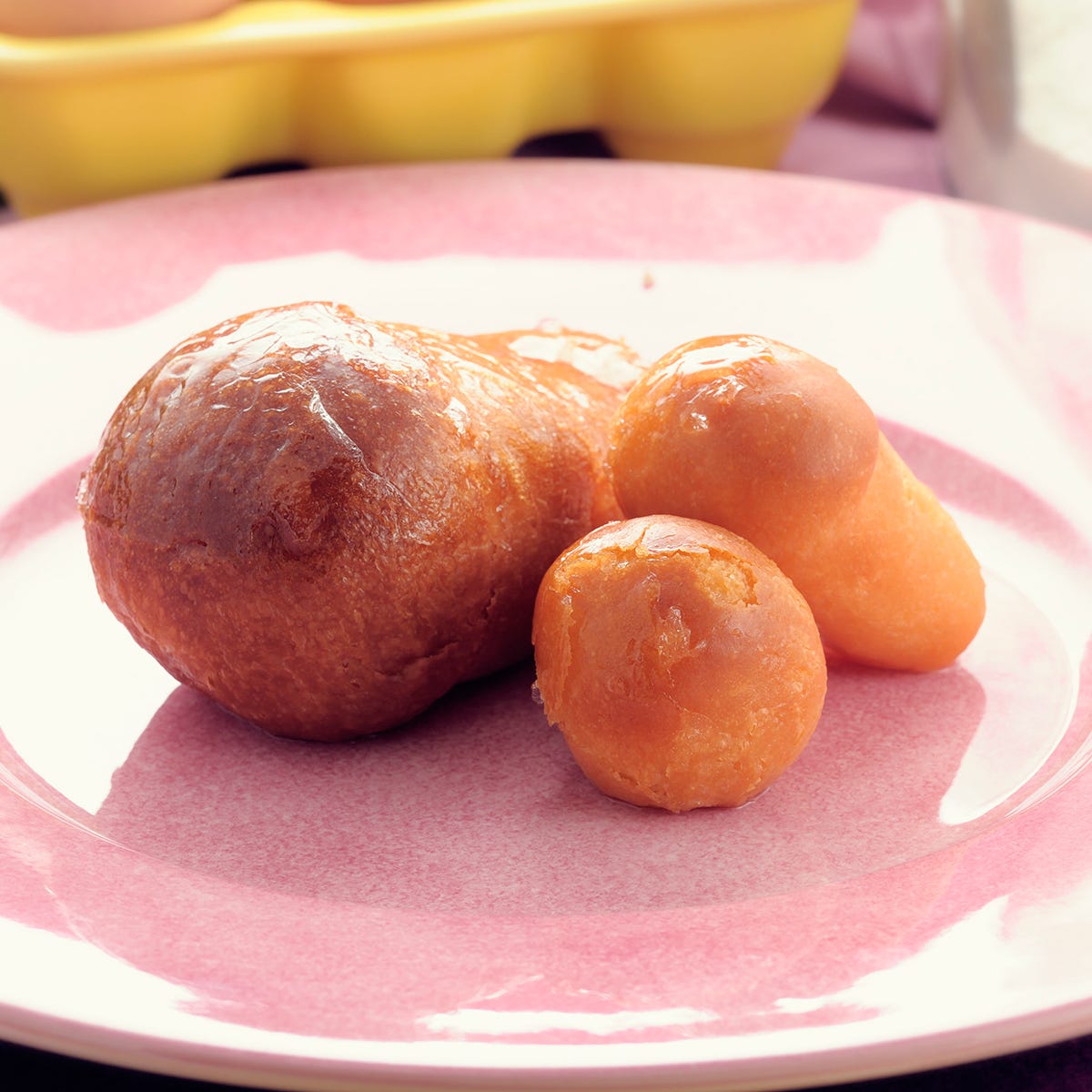 Food, Dishware, Serveware, Plate, Dish, Side dish, Produce, Snack, Comfort food, Potato, 