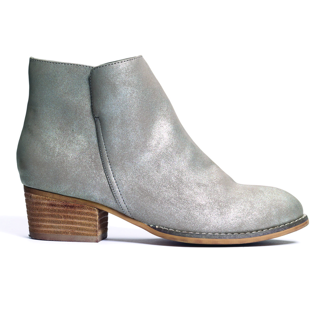 Footwear, Brown, Tan, Leather, Grey, Liver, Beige, Fashion design, Boot, Synthetic rubber, 