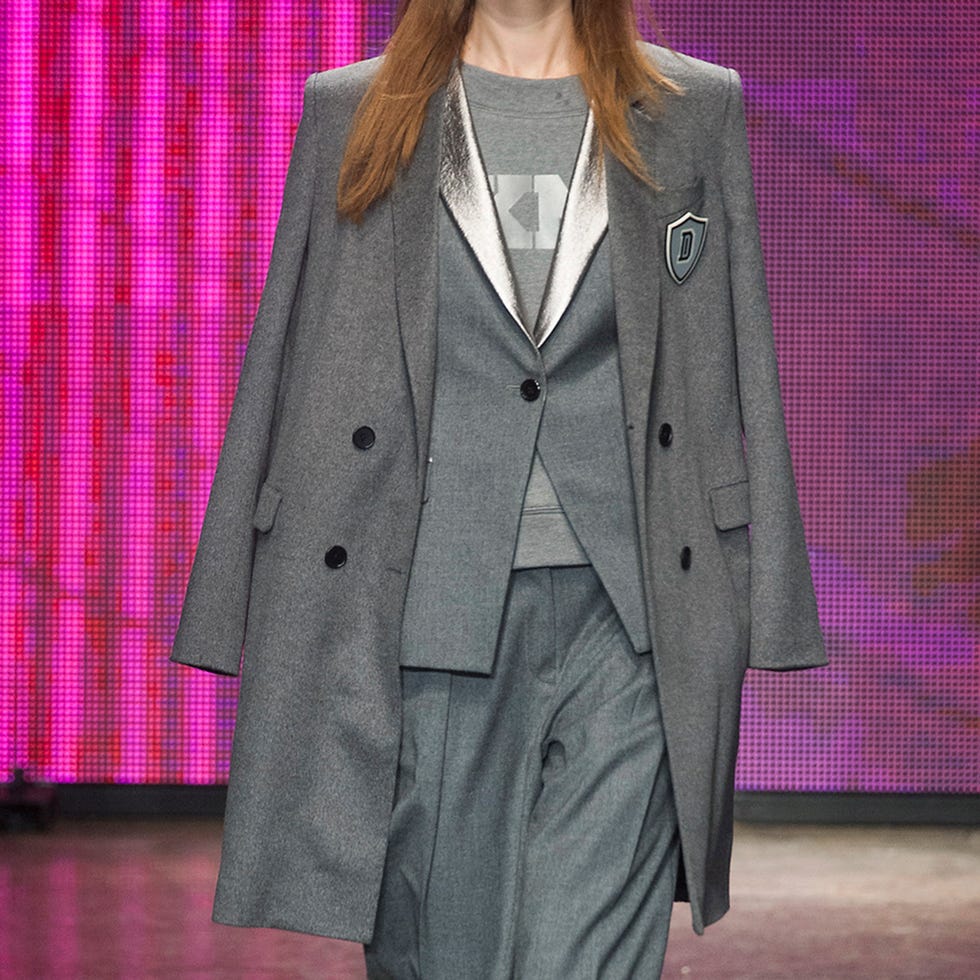 Clothing, Coat, Collar, Sleeve, Textile, Outerwear, Style, Formal wear, Blazer, Pocket, 