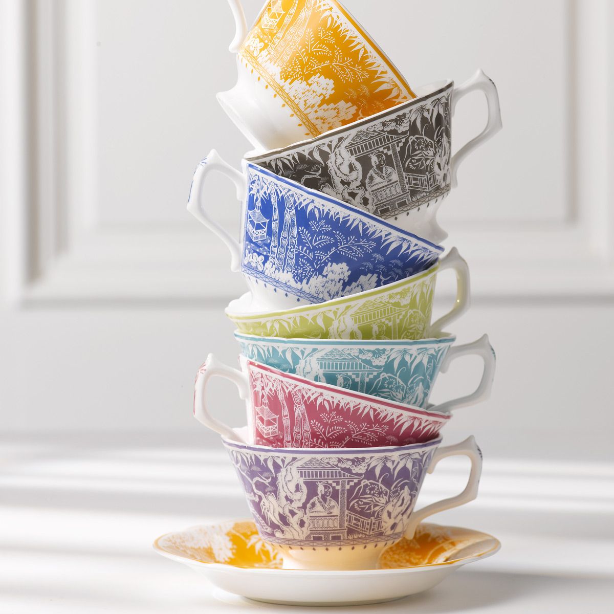 Cup, Serveware, Dishware, Drinkware, Porcelain, Teacup, Tableware, Ceramic, Coffee cup, Saucer, 