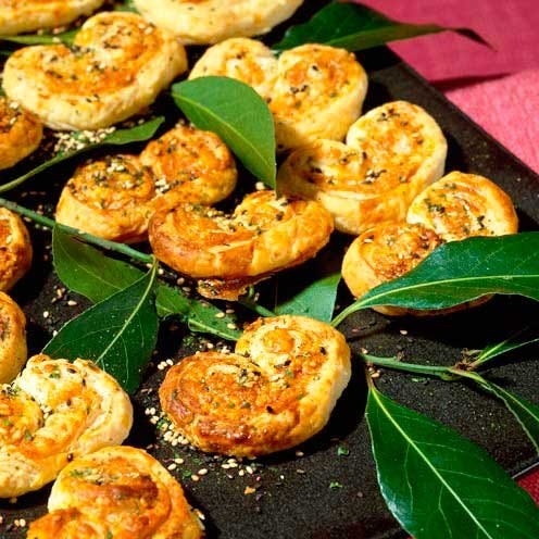 Food, Cuisine, Ingredient, Leaf, Dish, Recipe, Cooking, Finger food, Plate, Fast food, 