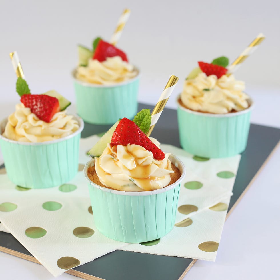 Food, Cuisine, Dish, Dessert, Frozen dessert, Baking cup, Ingredient, Cream, Cupcake, Buttercream, 