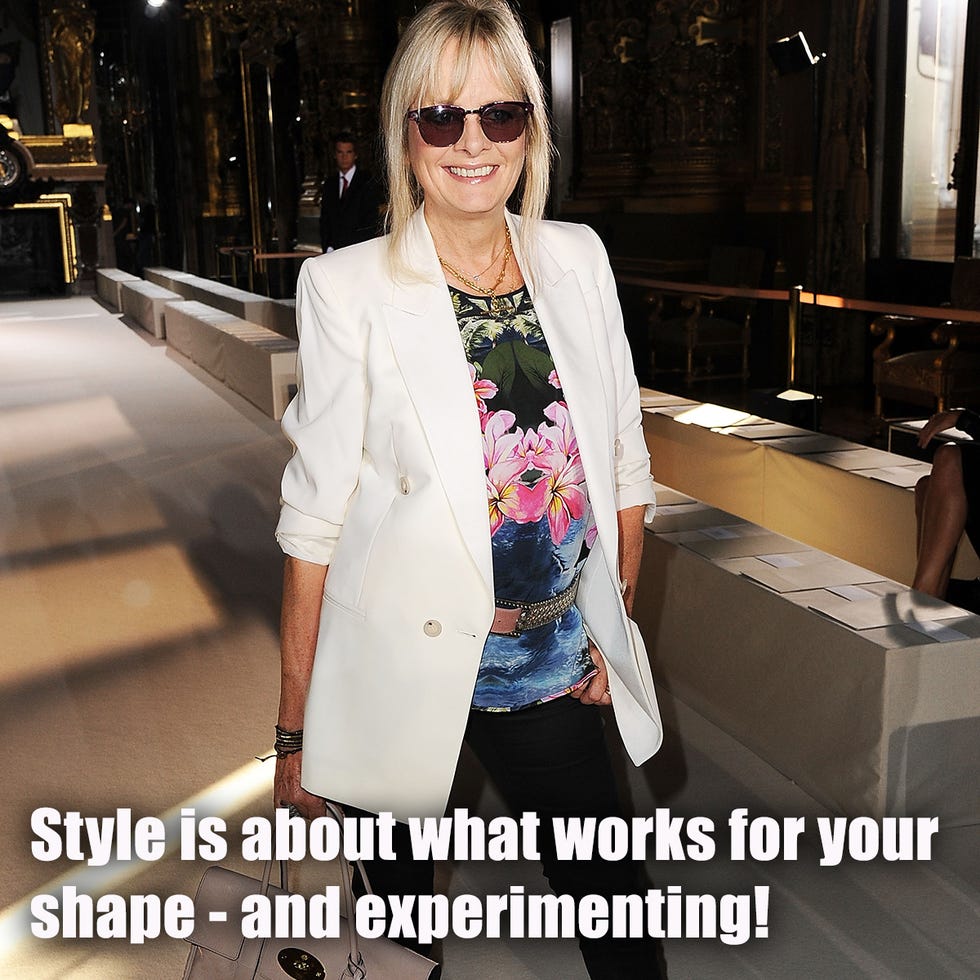 Eyewear, Vision care, Sunglasses, Outerwear, Coat, Style, Fashion accessory, Street fashion, Collar, Blazer, 