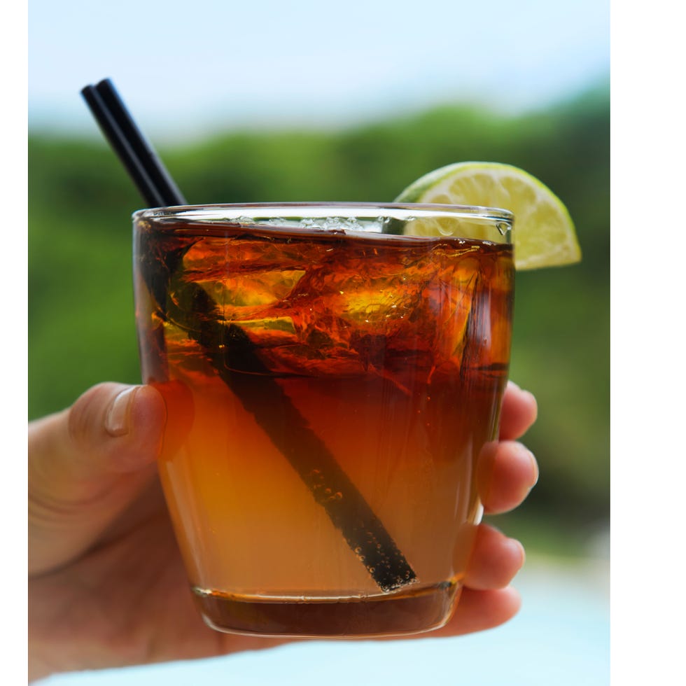 Liquid, Fluid, Alcoholic beverage, Drink, Alcohol, Ingredient, Distilled beverage, Classic cocktail, Cocktail, Apéritif, 