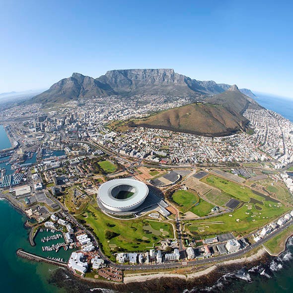 Water resources, Landscape, Coastal and oceanic landforms, Bird's-eye view, Aerial photography, City, Urban design, Coast, Landmark, Metropolitan area, 