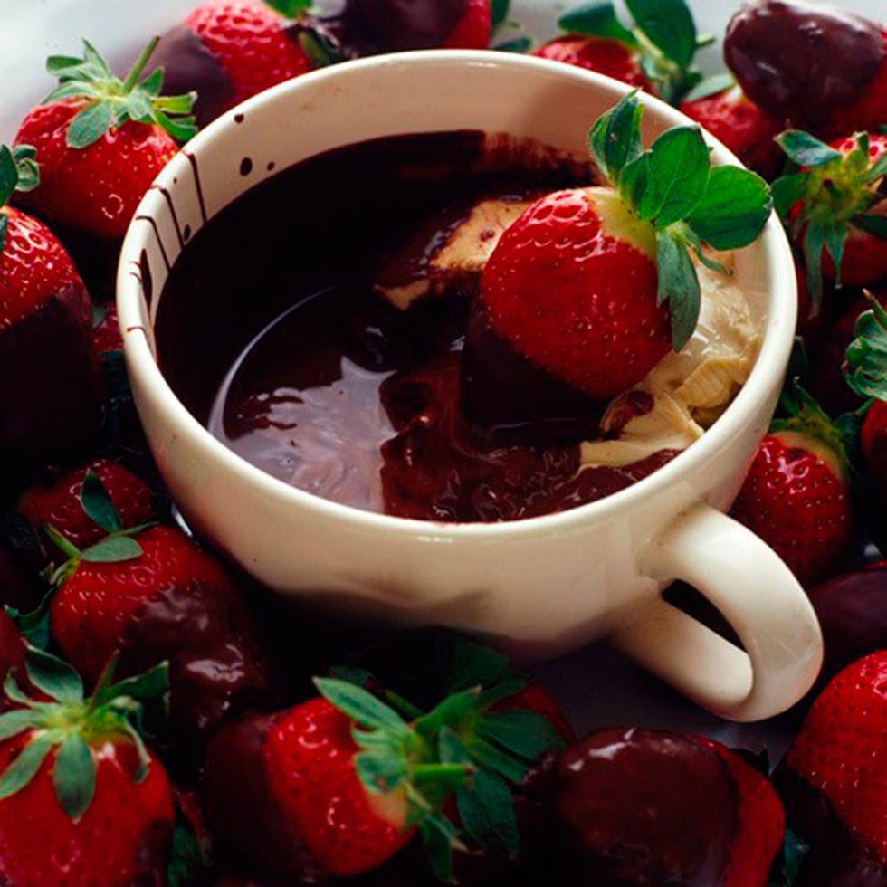Food, Fruit, Produce, Natural foods, Serveware, Red, Sweetness, Strawberries, Ingredient, Strawberry, 