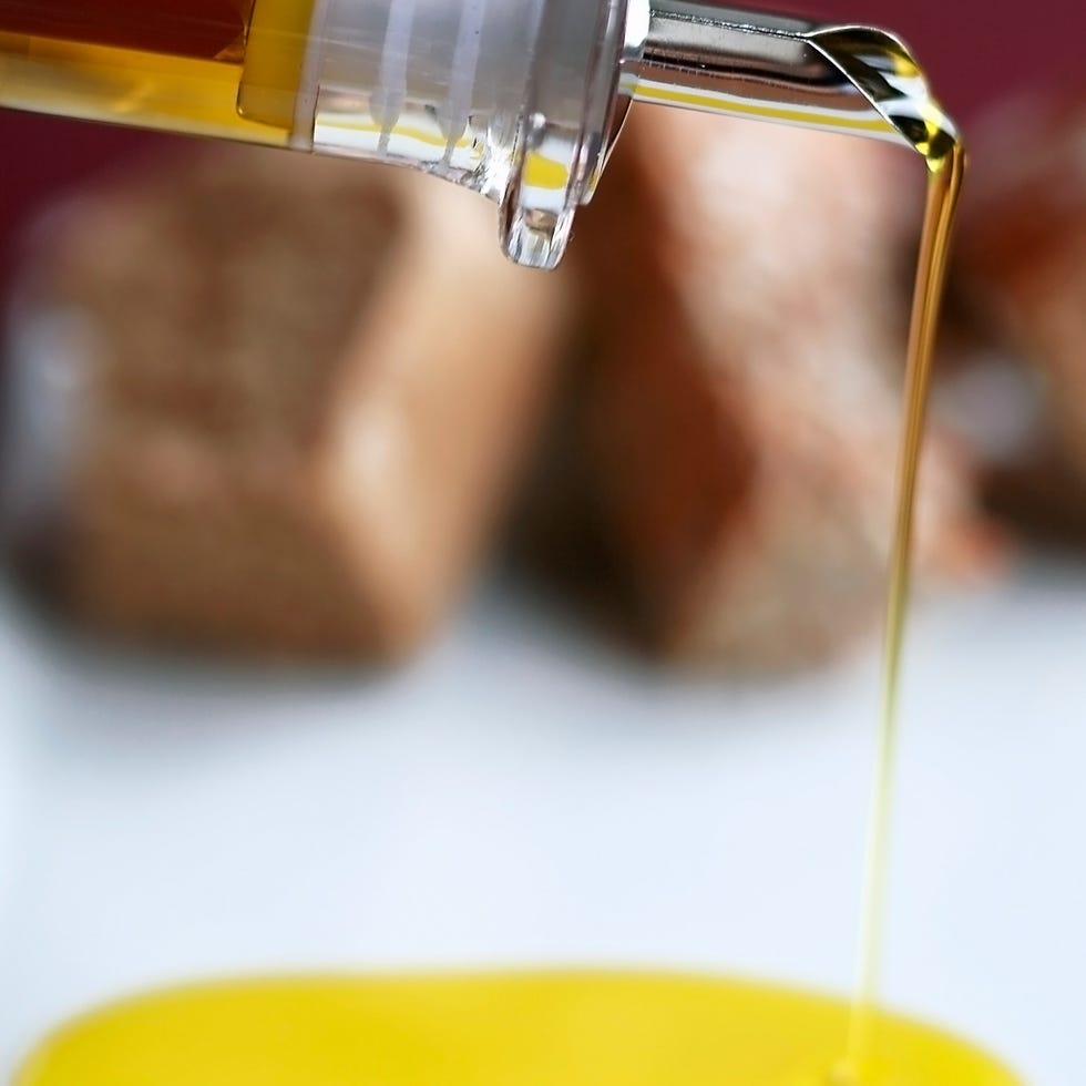 Yellow, Liquid, Amber, Ingredient, Razor, Oil, Brush, Condiment, Medical equipment, Lighter, 