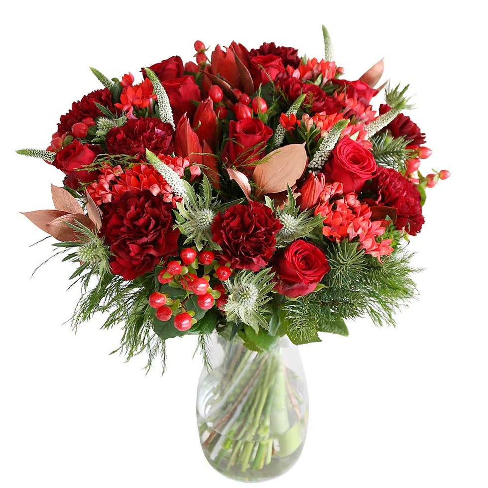 Petal, Bouquet, Flower, Red, Cut flowers, Floristry, Flower Arranging, Flowering plant, Floral design, Vase, 