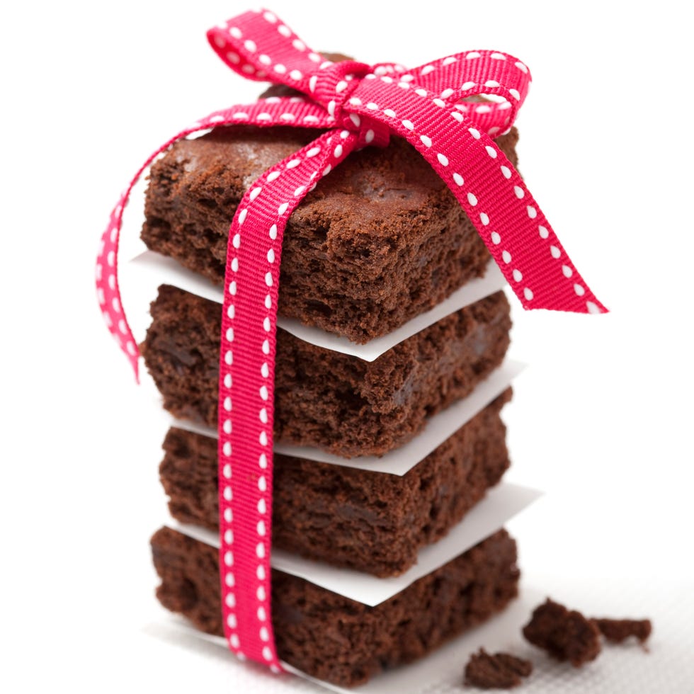 Food, Finger food, Cuisine, Sweetness, Ingredient, Red, Dessert, Baked goods, Chocolate, Confectionery, 