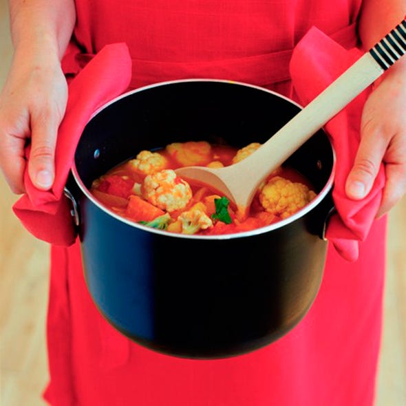 Finger, Food, Bowl, Recipe, Nail, Produce, Soup, Dish, Cuisine, Stew, 