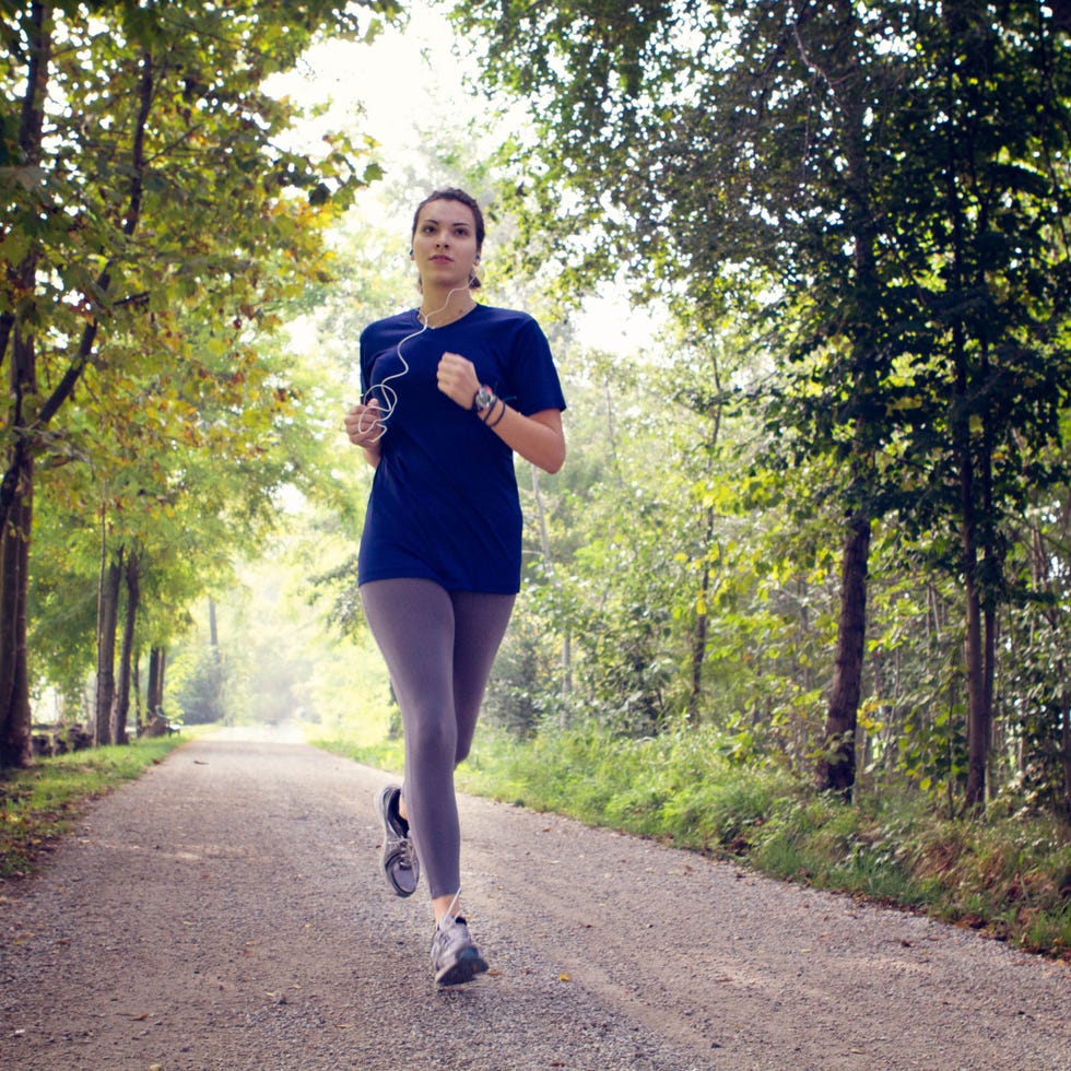 Clothing, People in nature, Asphalt, Running, Sunlight, Knee, Morning, Deciduous, Trunk, Spring, 