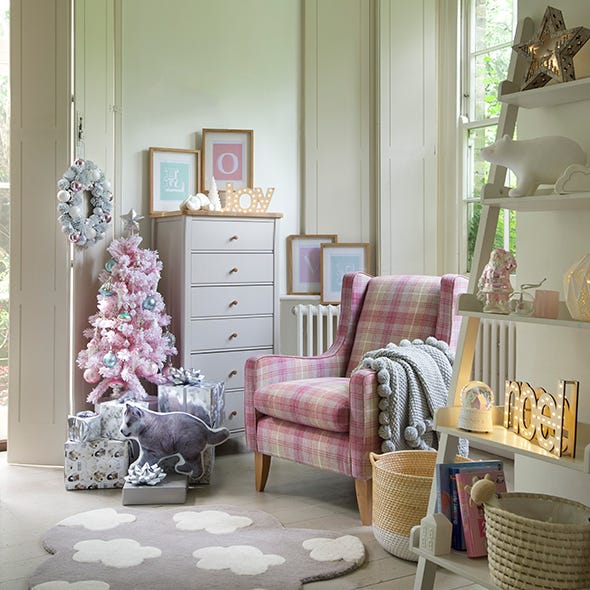 Wood, Room, Interior design, Home, Chest of drawers, Floor, Pink, Interior design, Flooring, Drawer, 